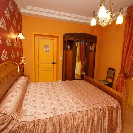 Le Manoir Des Arts Bed & Breakfast Saint-Samson-de-Bonfosse ภายนอก รูปภาพ